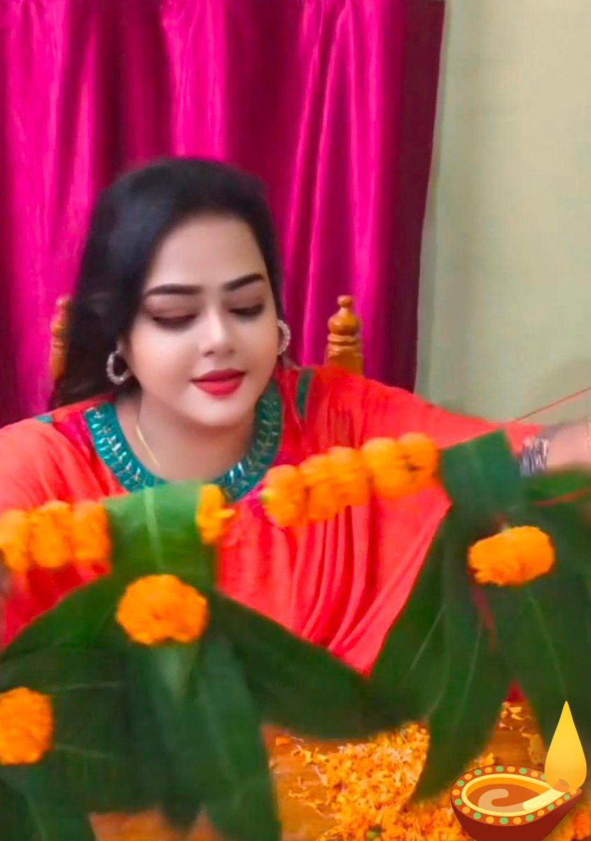 आप सभी सनातनी  भाई बहनों को शुभ 🪔 दीपावाली..🎇🎁🎁

#दीपावली 
#HappyDiwali