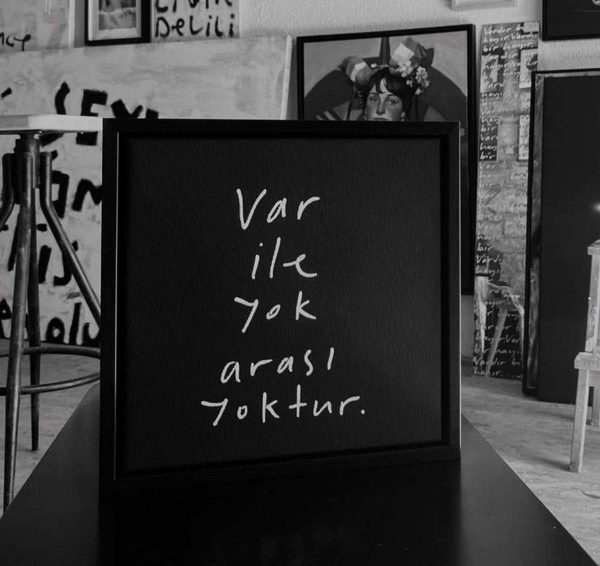 violetonnes's tweet image. Motto