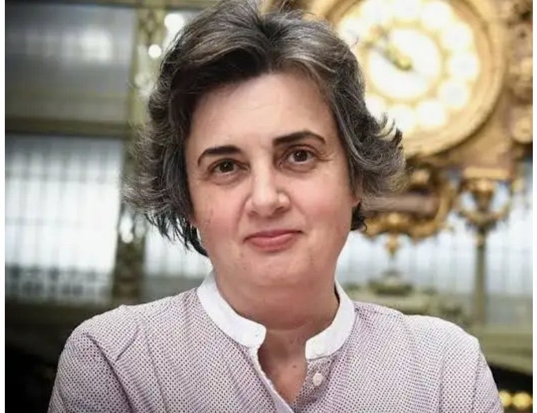 Eric Klein (@ericklein_) on Twitter photo Quand je vois que la directrice du #Louvre n’a même pas encore eu la décence de démissionner je repense à cette caissière de chez Auchan qui avait été licenciée pour une erreur de 85 centimes il y a quelques années. Quand je vois que la directrice du #Louvre n’a même pas encore eu la décence de démissionner je repense à cette caissière de chez Auchan qui avait été licenciée pour une erreur de 85 centimes il y a quelques années.