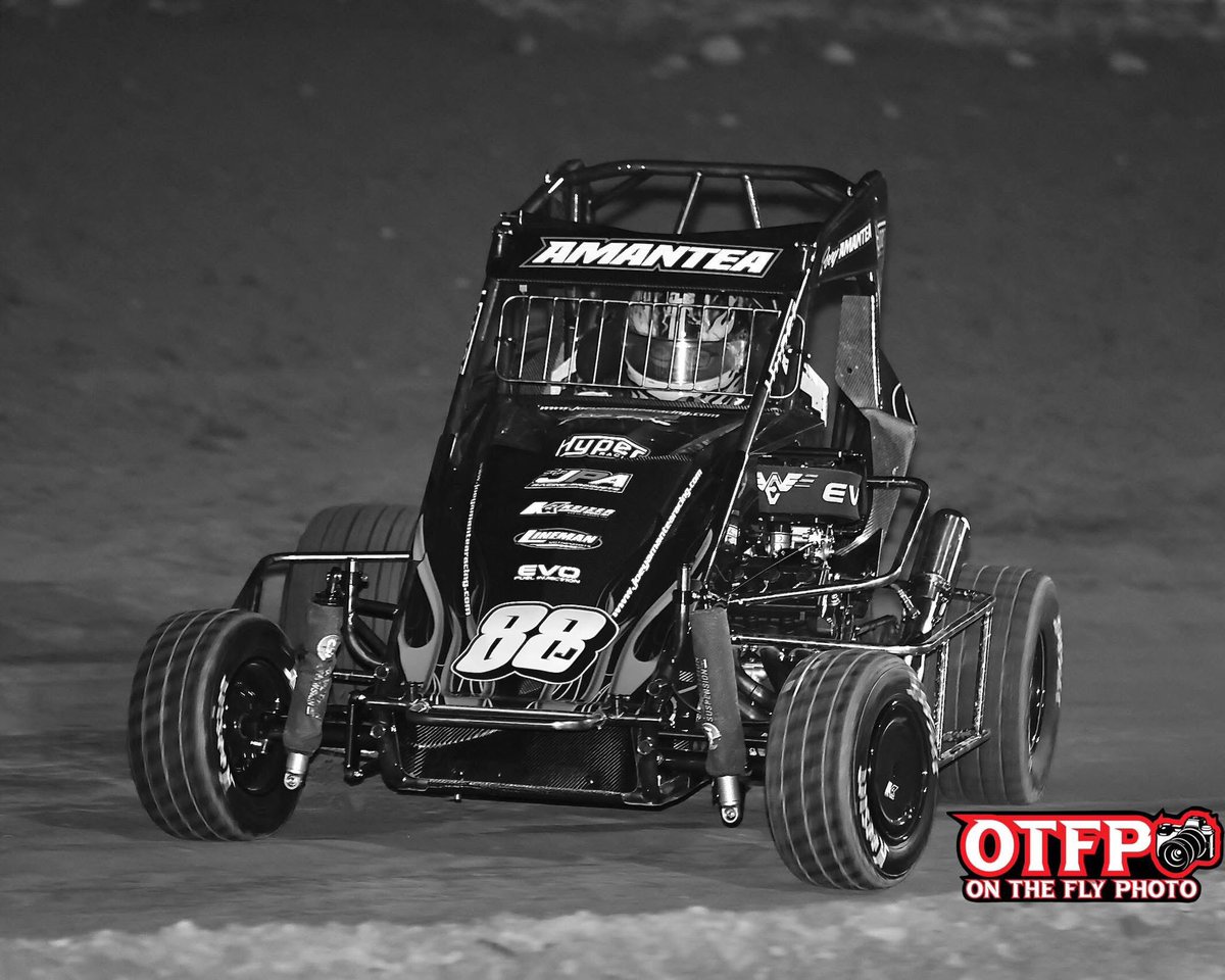 Had some fun with the micro over the weekend. Won the heat, pulled off in the feature. Chain decided it didn’t wanna play nice on me. We’ll have it taken care of and ready for Tulsa!