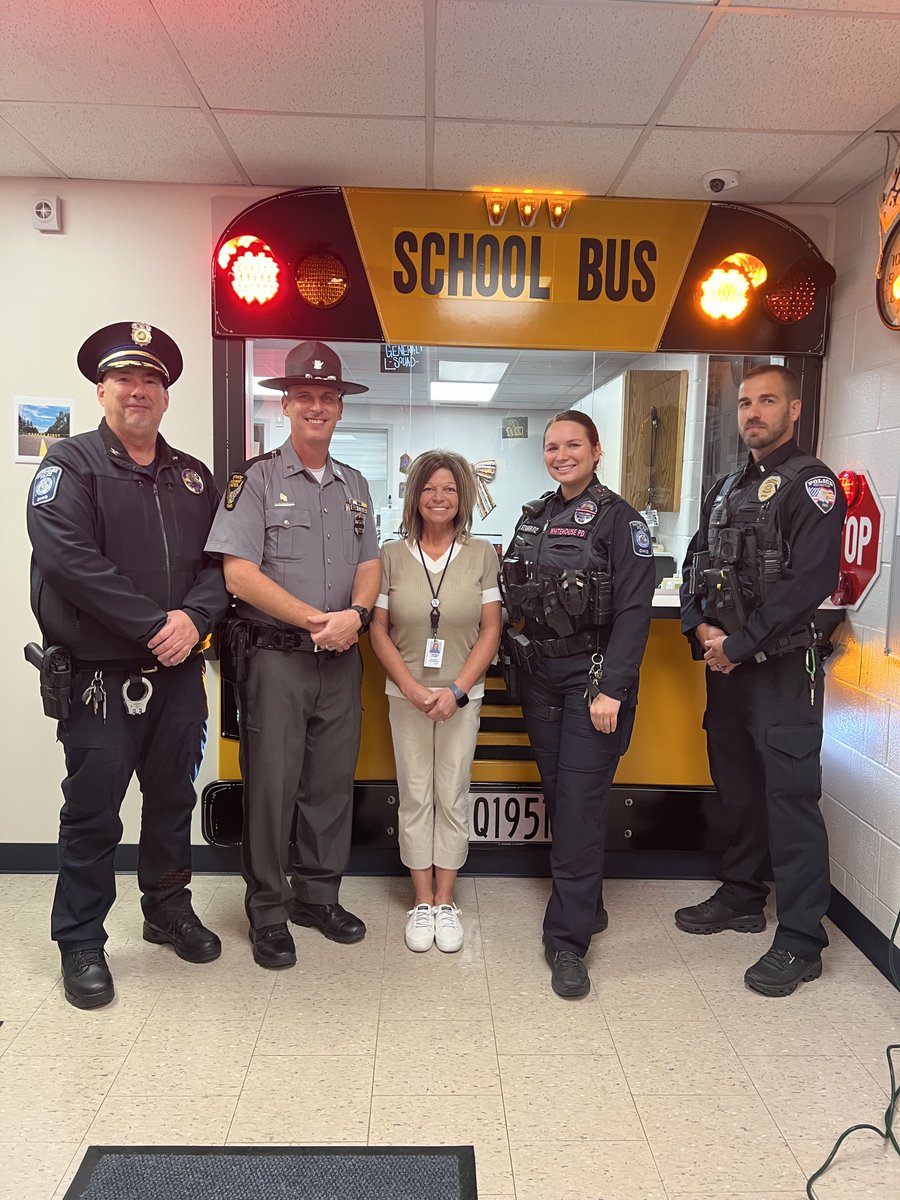 awgenerals's tweet image. We want to thank the following for participating in our safety enforcement blitz for #BusSafetyWeek:

Waterville &amp;amp; Waterville Twp. Police Depts.
@WhitehousePDOH 
@LucasCounty048 
@OSHP_NWOhio 
@13abc 

🚍Many thanks also to our drivers who ensure our students&apos; safety every day!