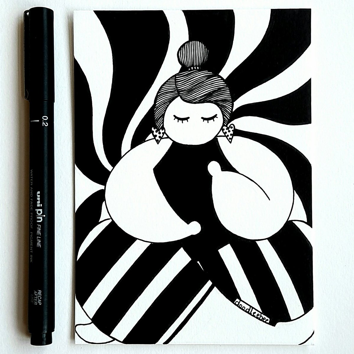 Inktober Prompt 20 - Rivals

The real rivalry is between you and your highest self.
Get out of your own way!

#Doodleebee #inktober #inktober2025 #self #spiritualjourney #art