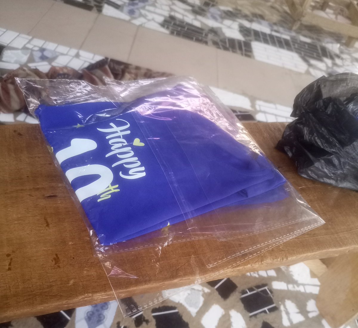 I deliver anywhere within Lagos