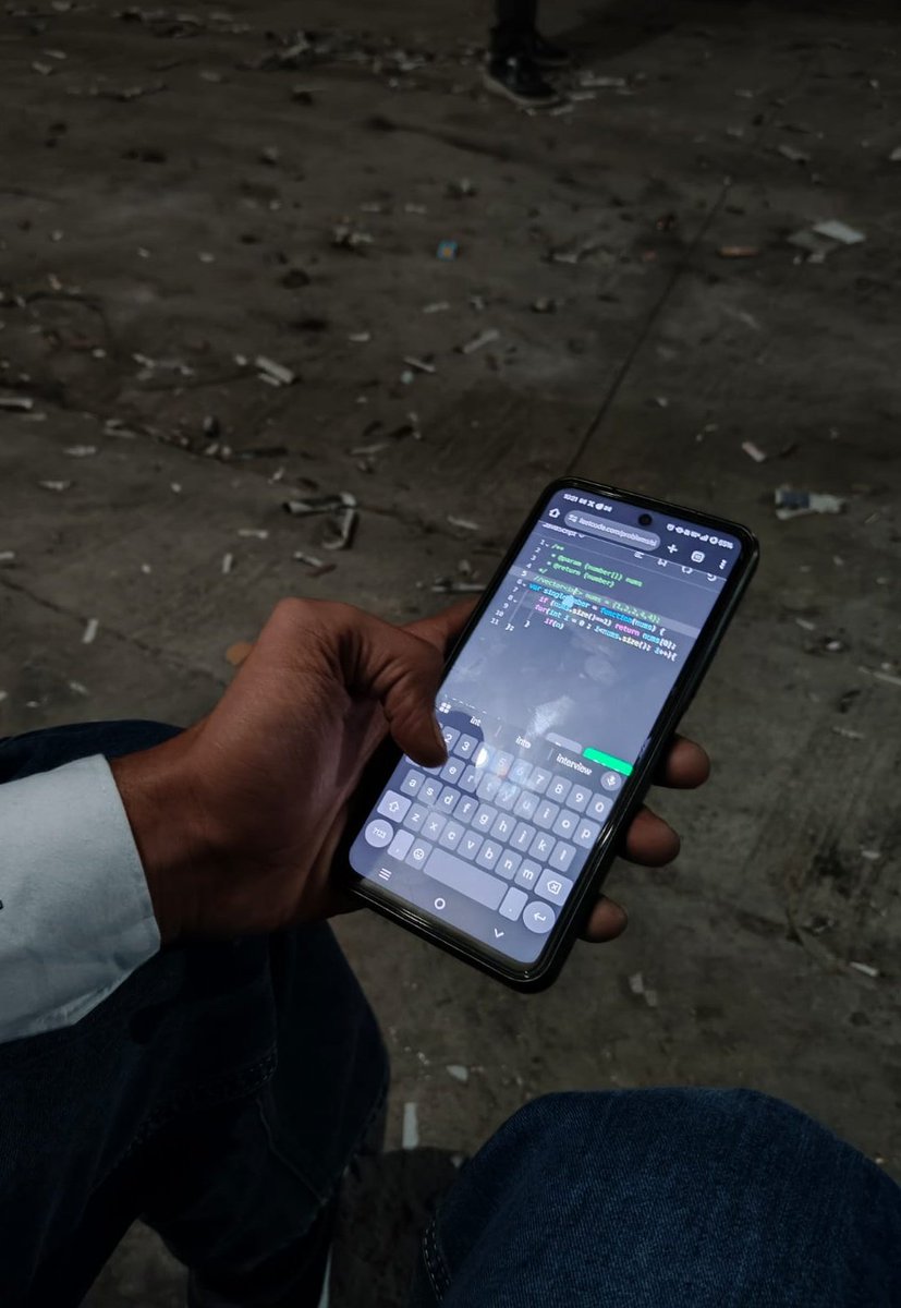 mohitparmarsoni's tweet image. What stopping you from coding like this 🙂‍↔️