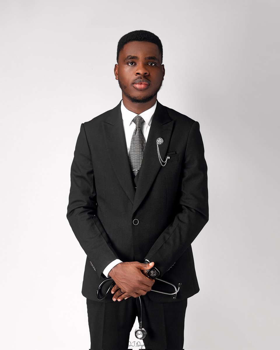 oj_oyesola's tweet image. Dr. Babawale I. A. MB;BS (Ib.)
Photographed by me. 🤍