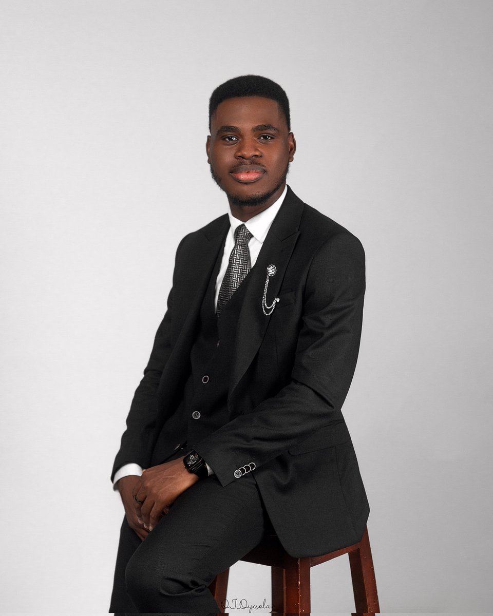 oj_oyesola's tweet image. Dr. Babawale I. A. MB;BS (Ib.)
Photographed by me. 🤍