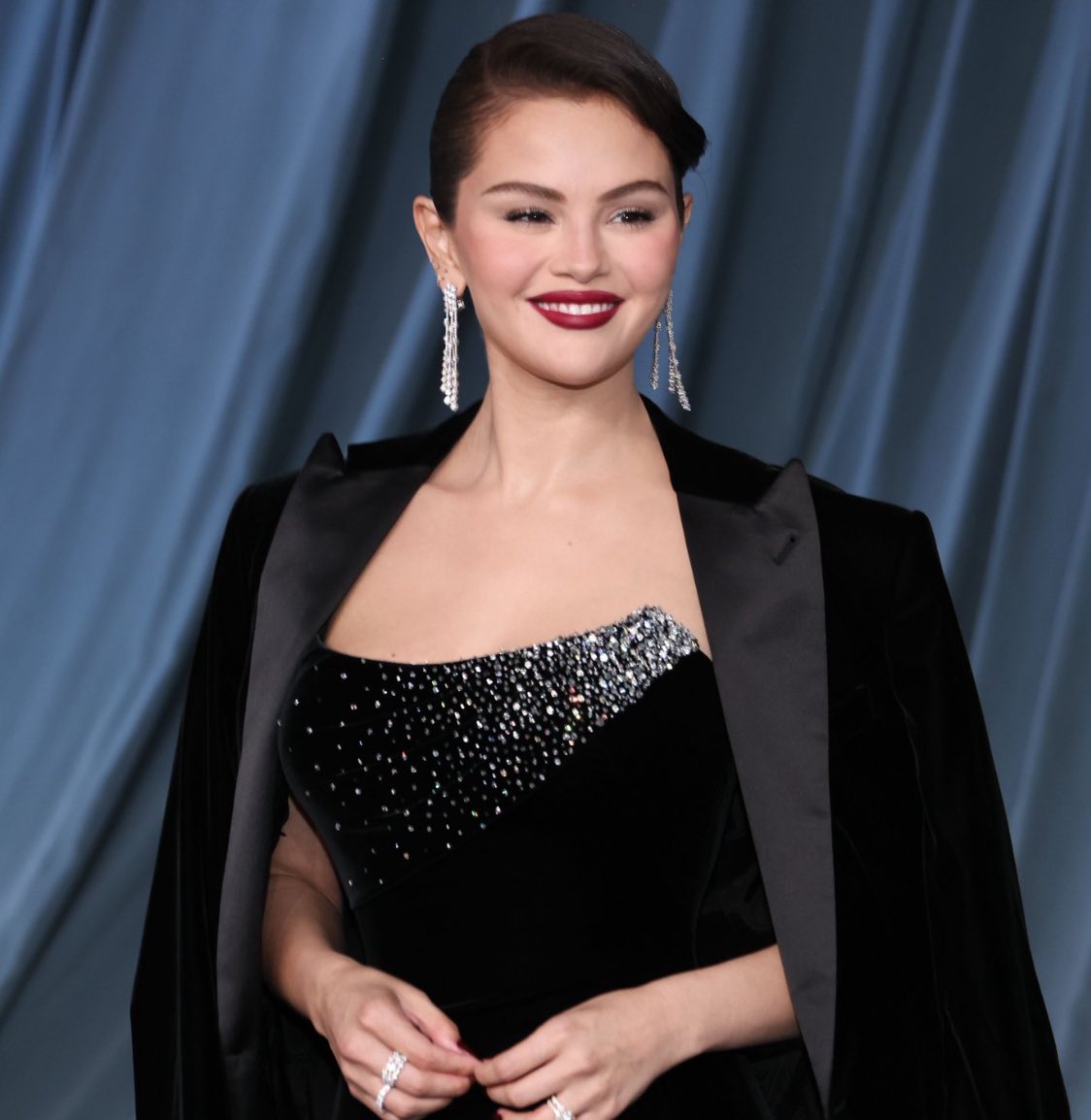 flatlinebiiebs's tweet image. every time selena gomez harassed women in justin bieber’s life, a thread: