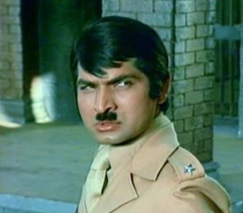 BoundaryGlobal's tweet photo. Actor Asrani passed away at the age of 84 in Mumbai.
#asrani #GBNews #sholy https://t.co/DlYF0we9nL