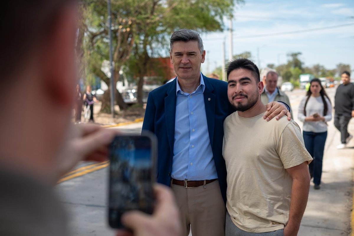 PasseriniOk's tweet image. ✅ La avenida de la Semillería ya está lista y conecta al Mercado de Abasto con toda la ciudad. Más de 20 mil vechículos transitan por la zona todos los días. 

🙌 Una obra estratégica que impulsa la actividad económica del Cinturón Verde y mejora la circulación de un sector…