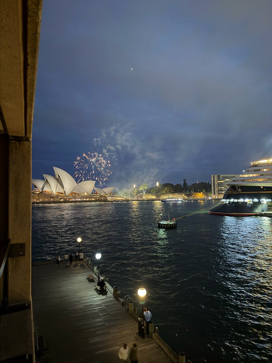 studentoflife tweet media