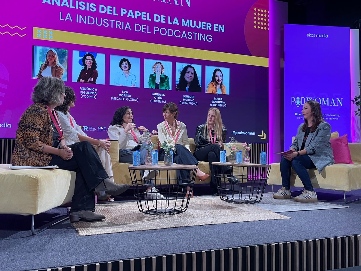 ✔️Podwoman: El algoritmo es masculino...

👉<a href="/lmcazalla/">Lou Moreno Cazalla</a>: “Estamos en los comienzos del #podcast. Receptividad total. Si nos ofrecéis vuestro pódcast, os vamos a escuchar. Hay que construir industria. Ya llegará el momento del cuchillo entre los dientes"

🔴gorkazumeta.com/2025/10/podwom…