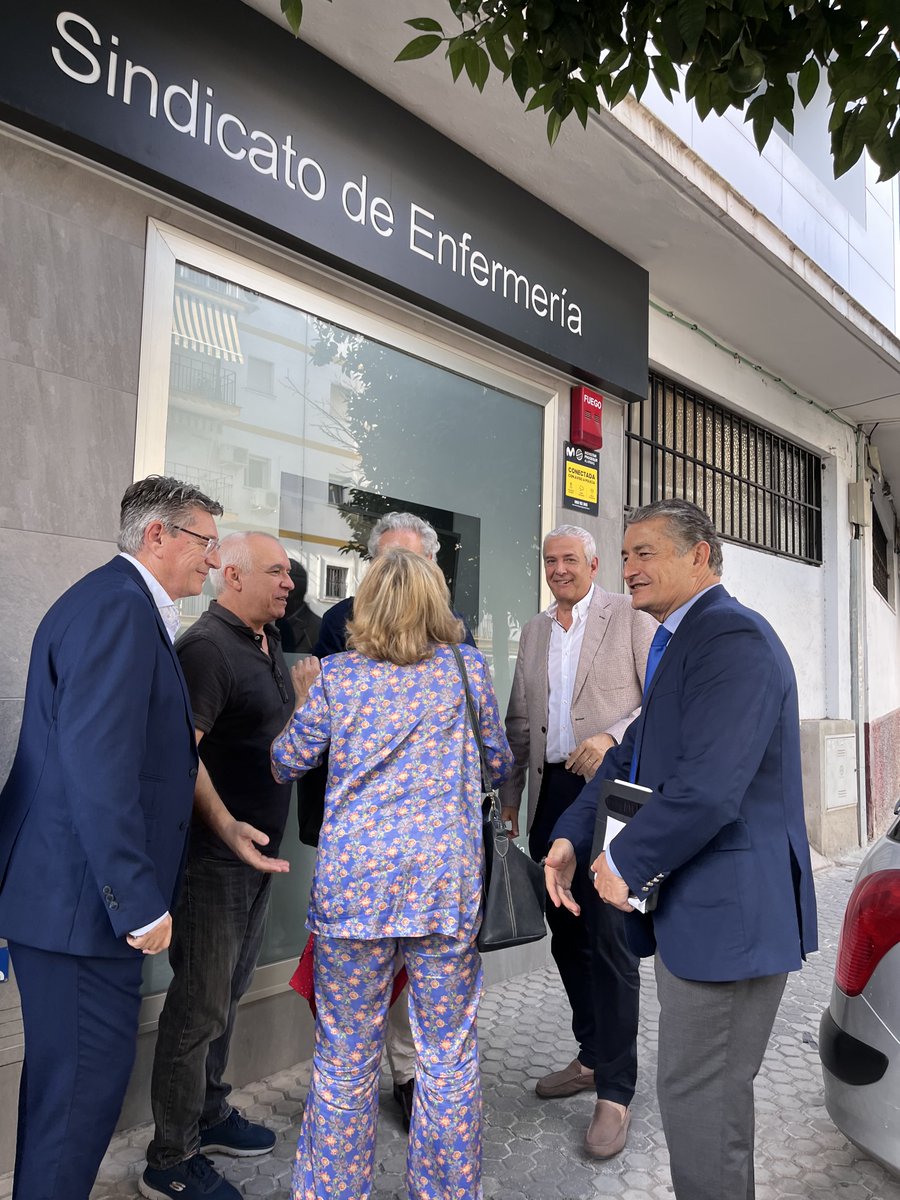 👥 #SATSE se reúne con el consejero de <a href="/saludand/">Consejería de Sanidad, Presidencia y Emergencias</a>, <a href="/antoniosanz/">Antonio Sanz Cabello</a>,  al que pide diálogo permanente para la mejora de la #SanidadPública y de las condiciones laborales de #enfermeras, #enfermerasespecialistas y #fisioterapeutas.
🔗andalucia.satse.es/w/reunion-anto…