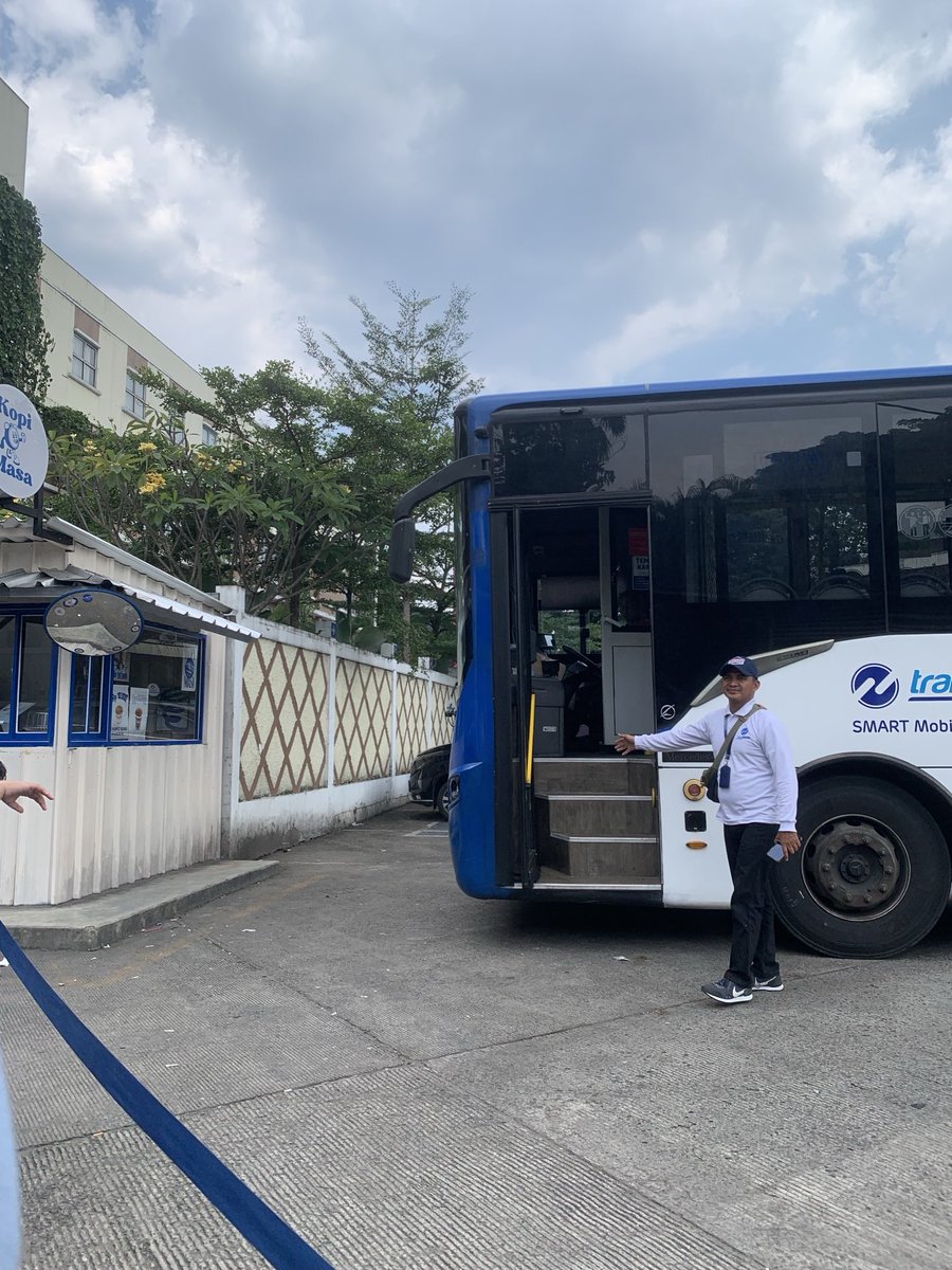 cl_eodash's tweet image. di antara aku dan tijeh😘