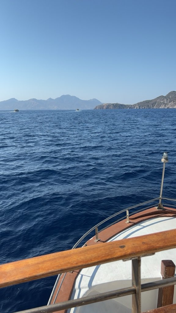 RenePoelzl's tweet image. Exploring the world, one AVA reward at a time 🌍✨
Thanks to @travalacom and the #AVASmartProgram, traveling smarter feels so much better!
#TravelWithAVA #DiamondMember