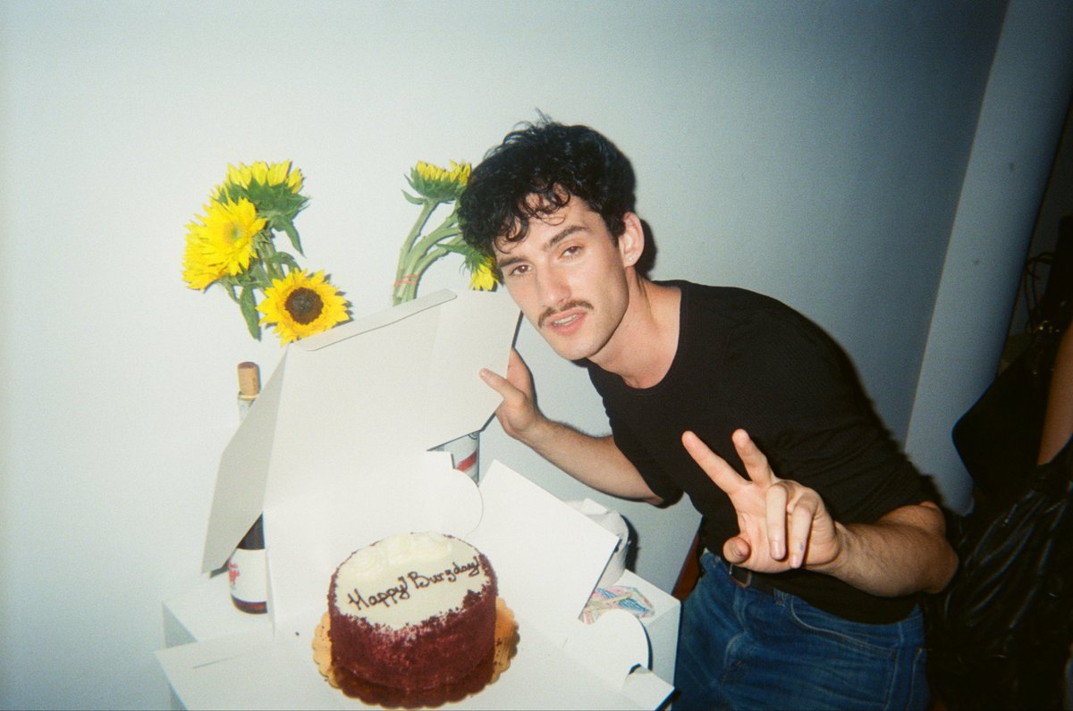 One month of Back To Earth ❤️ love you guys !!!