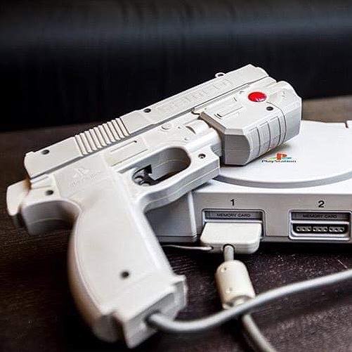 2_Old_4_Gaming's tweet image. I used to love light gun games, especially playing with friends. The genre seems totally dead now or moved to VR which isn’t convenient for co-op play