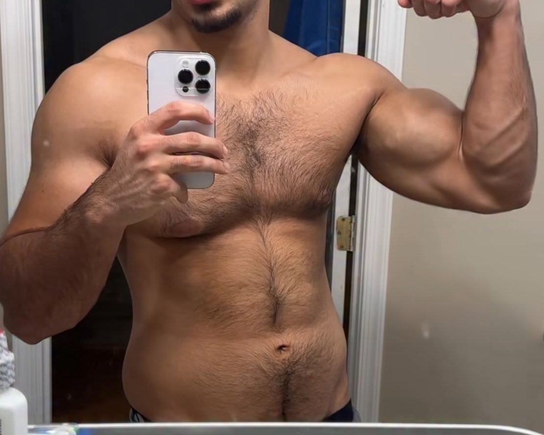 Welche schwuchtel soll ich jetzt das Konto abficken? Euer türkischer daddy wartet 🇹🇷💪🏽 #findom #cashmaster #alpha #paypig #zahlsklave