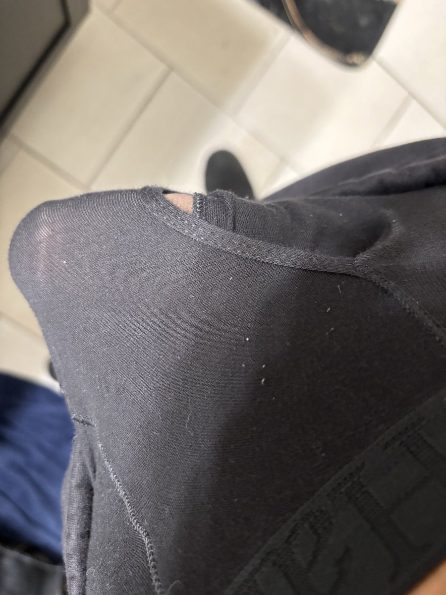 lightbrightdick's tweet photo. Dick poking Dm to see https://t.co/qHZBM5HVu4