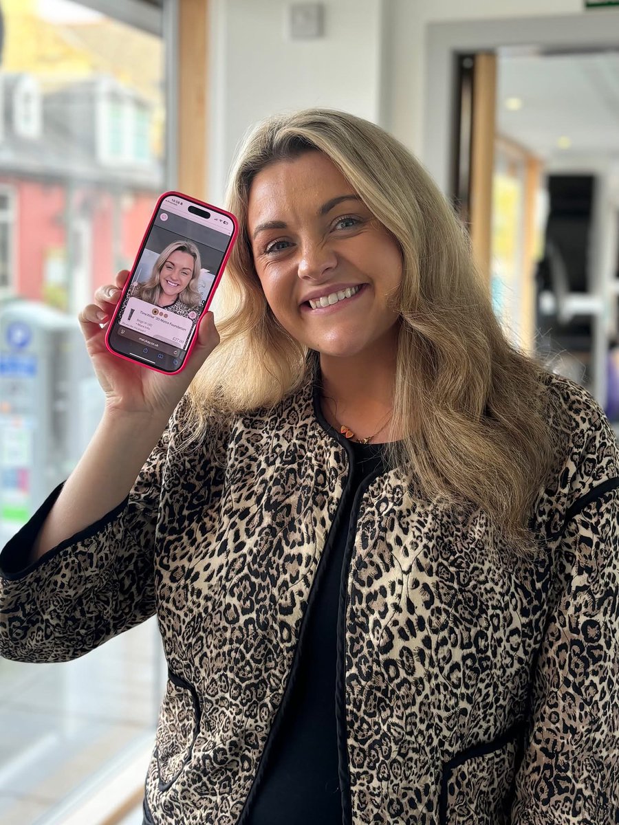 Flawless foundation starts here! Try the Mary Kay Foundation Finder powered by AI💓

ow.ly/SpnX50Xf6l3 | ow.ly/WocO50Xf6l2

#MaryKayUK #Foundation #ShadeMatch #AIPowered #Makeup