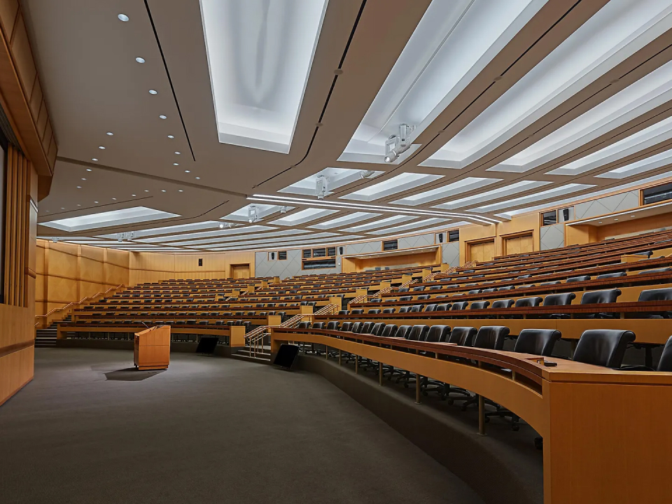 InterConCLE's tweet image. Bring your event to life in our impressive amphitheatre, that can host up to 500 guests. Perfect for keynotes, panels, or grand celebrations, all in a polished setting. #InterConCLE #Cleveland #Ohio
bit.ly/40XQqTF