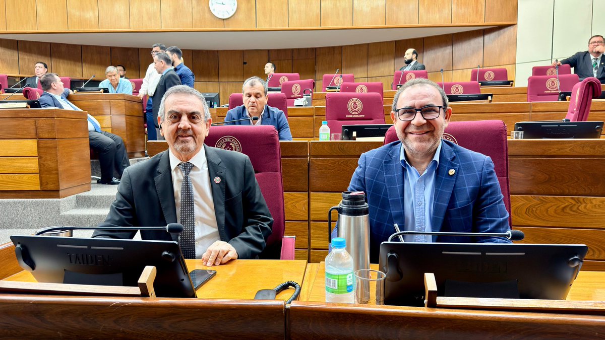 cerini_py's tweet image. Iniciamos la sesión de la Comisión Bicameral de Presupuesto, presidida por el senador @BetoOvelarANR , para el estudio del Presupuesto General de la Nación 2026🇵🇾