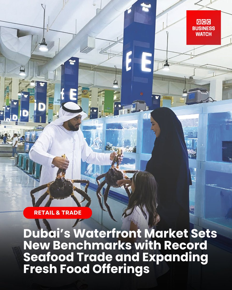 Dubai’s Waterfront Market trades 800+ tonnes of fresh food daily, powering the UAE’s food security goals. 
سوق الواجهة البحرية في دبي يتداول أكثر من 800 طن من الأغذية الطازجة يوميًا، دعمًا لأهداف الأمن الغذائي في الإمارات.
Read the Full Story: gccbusinesswatch.com/news/dubais-wa…