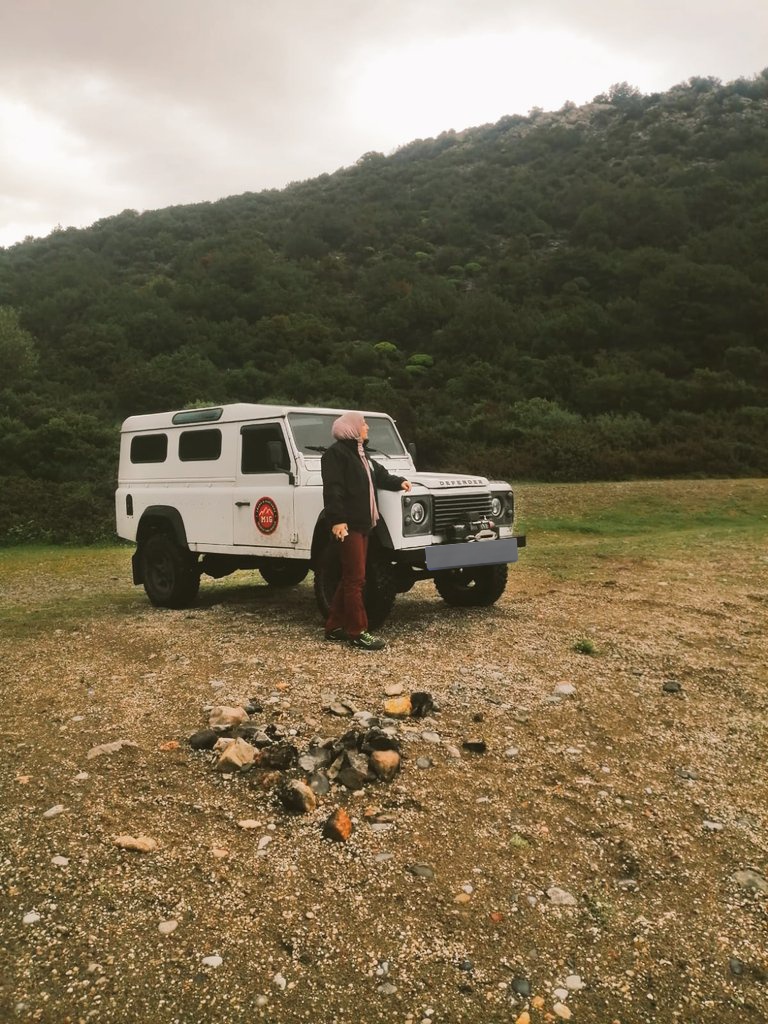 elmasburcuhoca's tweet image. Benim kadrajım..🥀
#İzmir
#Yağmur
#Defender