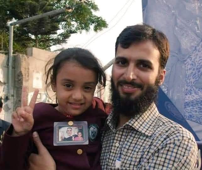 Since childhood, Shaheed Bibi entrusted him with one promise — to take care of Maryam. And till this day, he’s lived up to it with love and loyalty. Truly the best uncle anyone could ask for. ❤️🥹 <a href="/JunaidSaleemJD/">Junaid Saleem Jadi</a>