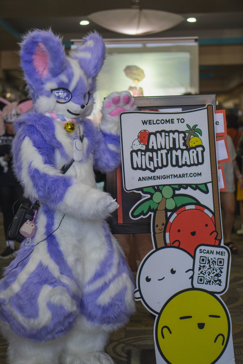 Taro attended <a href="/animenightmart/">Anime Night Mart</a> this weekend and met some other fluffs! While he is sad that this is the last time it will be hosted at Westminster Mall, he hopes to attend other venues in the future. More pics coming later today.

📸: <a href="/PajraGaoGao/">☁️💙Pajra/ハイラ💙☁️</a>

#furry #fursuit #kemono #ケモノ