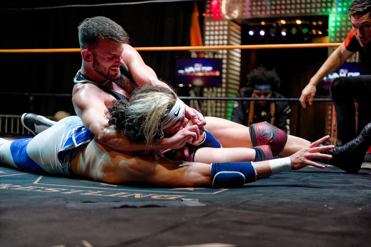 CertifiedLukeK's tweet image. Nothing quite like the thrill of the hunt. 🐅

@TheBionicScoop sniping 📸
@FSWVegas