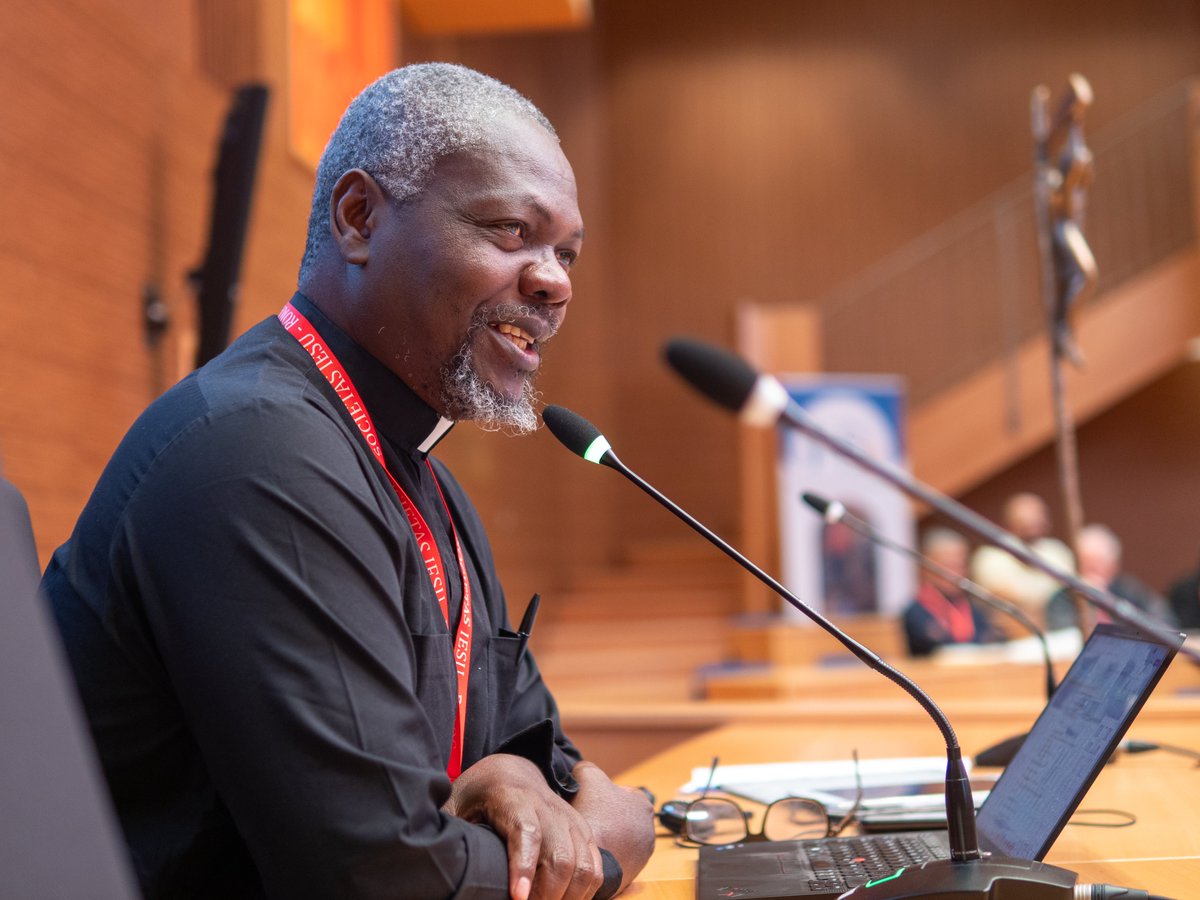 Society of Jesus tweet media