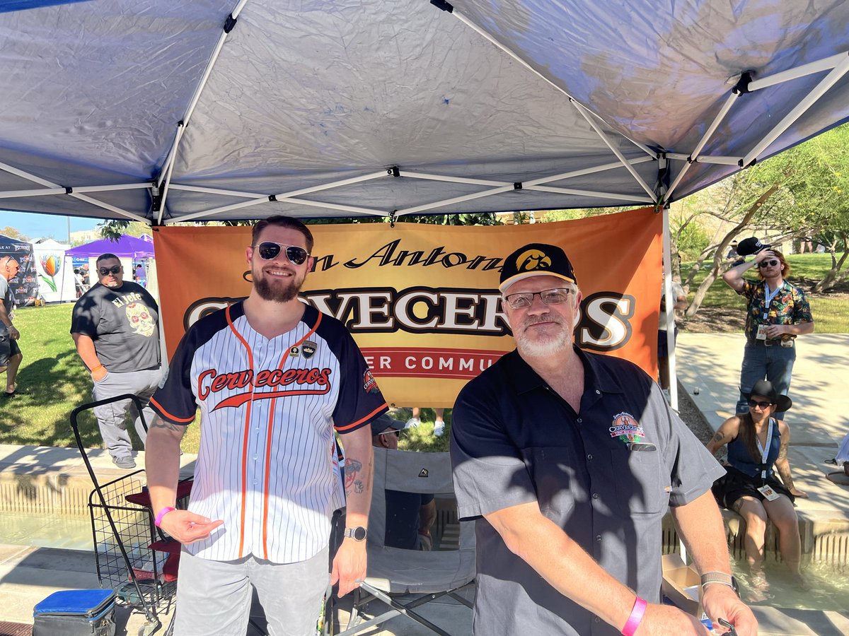 The <a href="/SACerveceros/">SanAntonioCerveceros</a> educated the community this past Saturday at the <a href="/SABeerFestival/">SABeerFest</a> with our special homebrew. If you want to know more about what we do or just love beer, come check us out at our monthly meetings.
Cheers