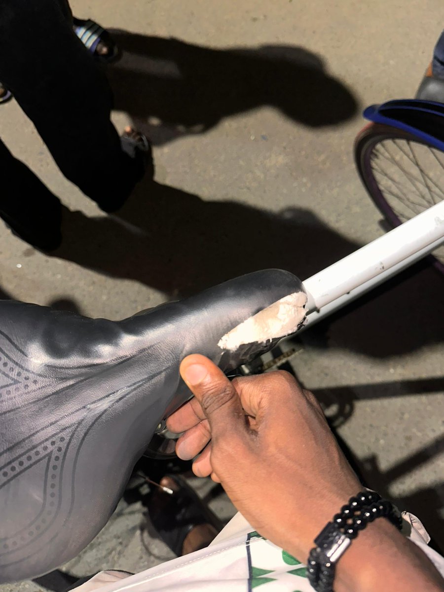 honour_can_code's tweet image. just had my first bike accident
might not be able to code tonight😪