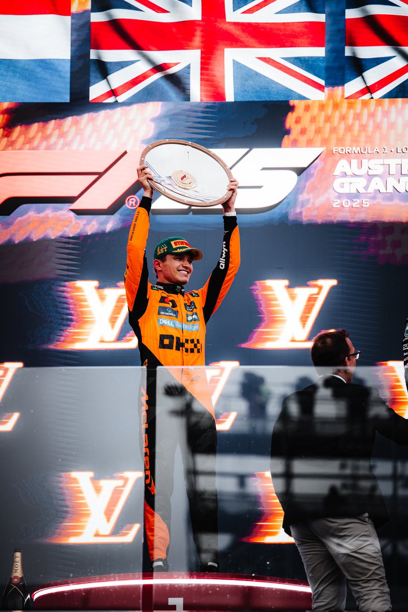 LN4's tweet photo. 15 podiums this season and the first mclaren driver to do it. BOOM https://t.co/Fiek5cgHht