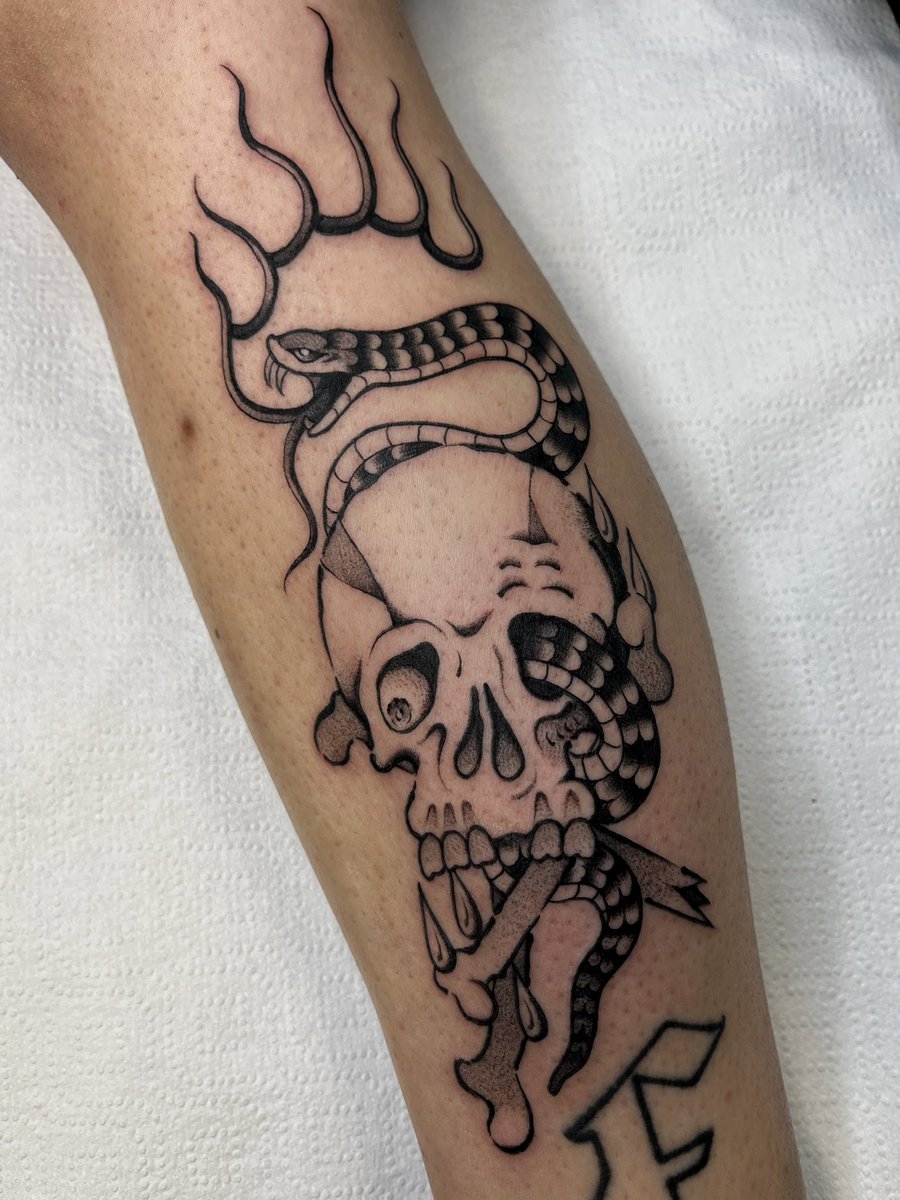 simone samink tweet media