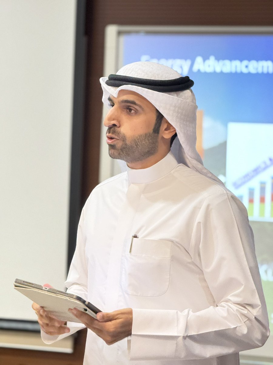 أقام قسم الهندسة الكيميائية بكلية الهندسة والبترول في جامعة الكويت محاضرة بعنوان "نظرية تطوير الطاقة كبديل عن نظرية تحول الطاقة"، قدمها الدكتور سامي النعيم من جامعة الملك فهد للبترول والمعادن. 
لمزيد من التفاصيل: 

instagram.com/p/DQCk0zPjDor/…