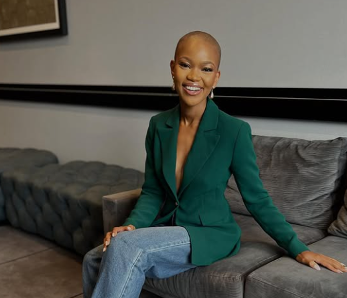 QhaweMazaleni's tweet photo. Bethuna, we are finally 5 days away from finale day. Please make sure you guys are still voting and getting tickets for the finale. I will see you guys there!
@Official_MissSA #FaceYourPower #EmbraceYourFuture #MissSA2025 https://t.co/TRMvs2mLOj