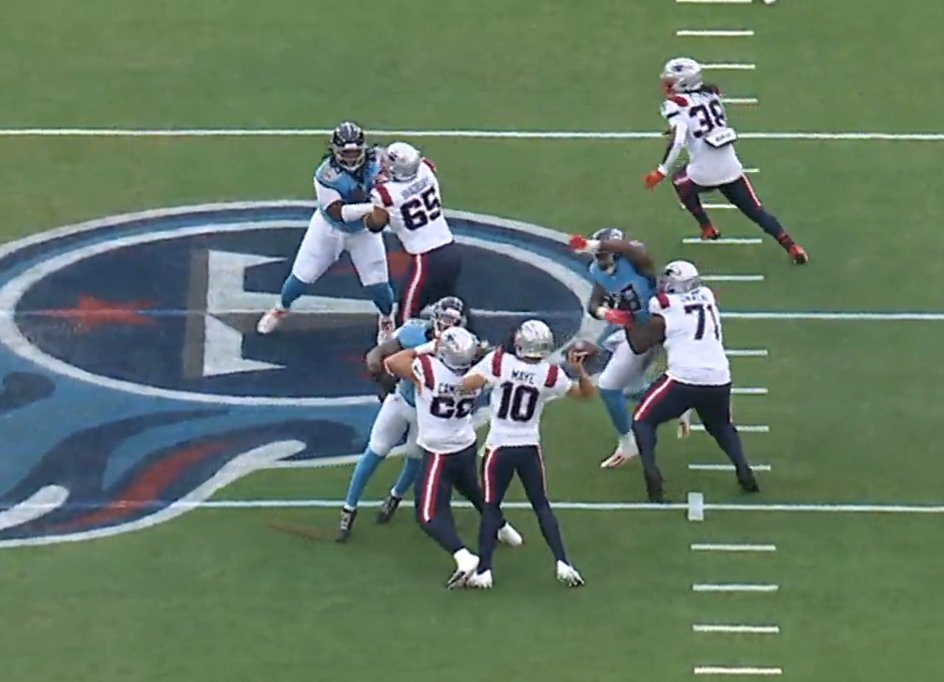 16-yard completion. 1st down. 