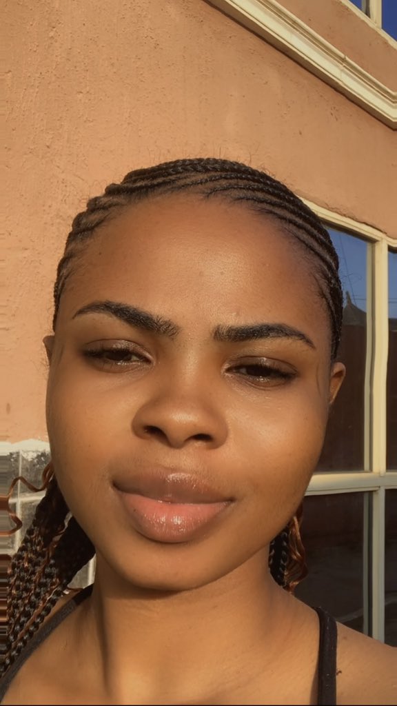 Ivy92974207736's tweet image. Day 1 of posting my picture till I get to 1k followers 🙏🤍
Y’all should follow me and I’ll follow right back. 
Protest