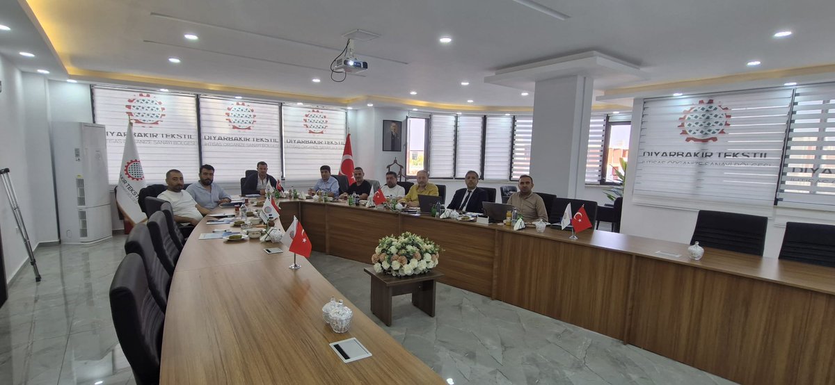 Yönetim Kurulu Başkanımız, Sezai AYAS başkanlığında, Yönetim Kurulu toplantımızı gerçekleştirdik.