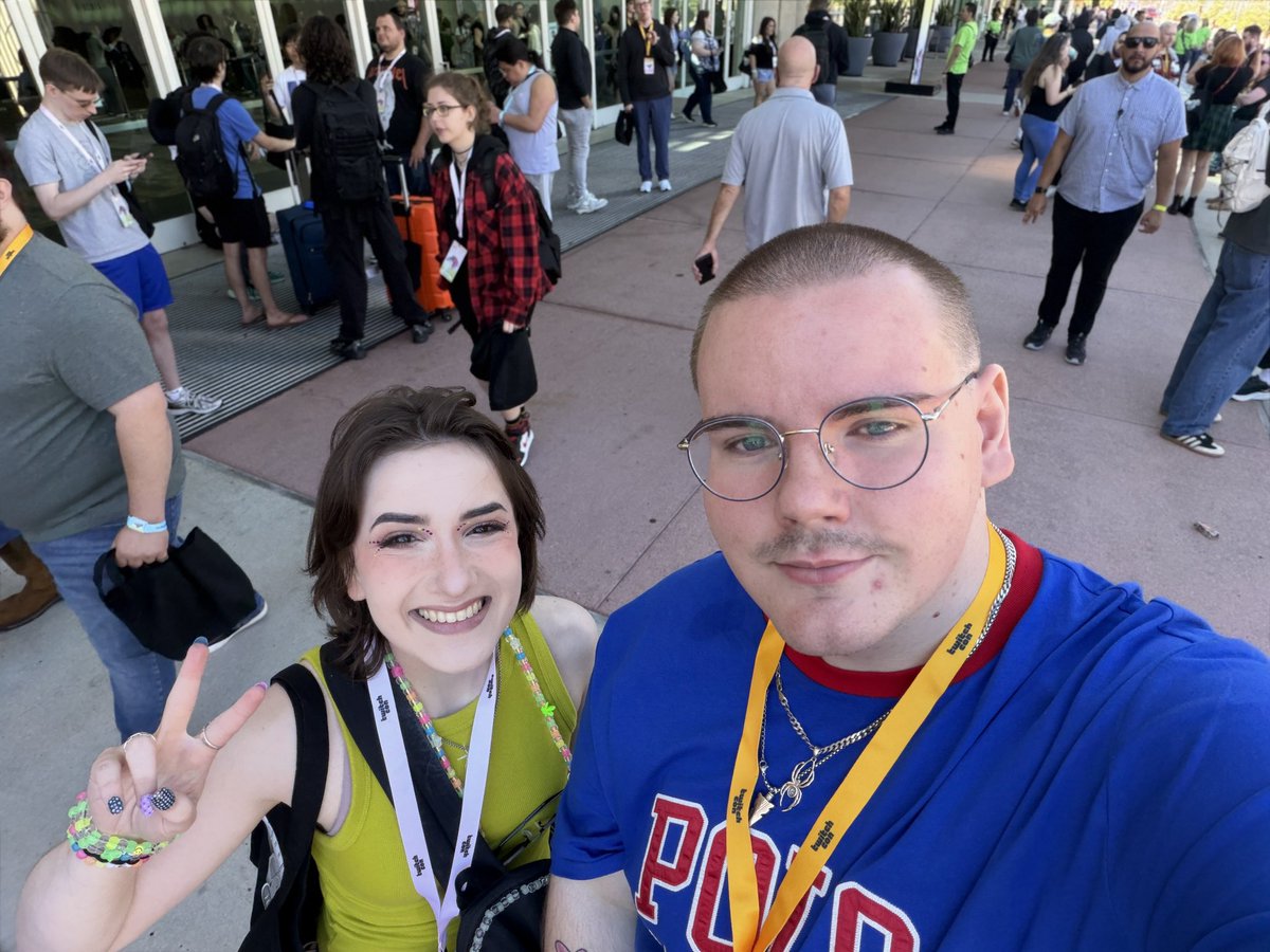 ToddoGG's tweet image. There's too many awesome people filled with so many great moments of hellos and fantastic conversations from being at the @GamerSupps booth for TwitchCon San Diego, seeing everyone who came up looking for me or @max_supps!
Thank you everyone and I can't wait for next time 💜