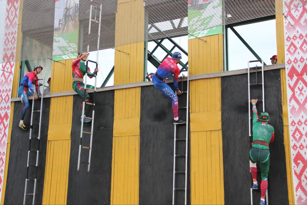 تعرفون وش هي بطولة العالم لرياضة الإطفاء والإنقاذ، طيب تدرون ان هذي البطولة راح تستضيفها السعودية وفي الرياض، هذي البطولة هي عبارة عن تحدي بين رجال الدفاع المدني من مختلف دول العالم، كل هذا بيكون في ملعب الملز بتاريخ ٢٦ اكتوبر . 

#بطولة_العالم_للاطفاء_والانقاذ_2025