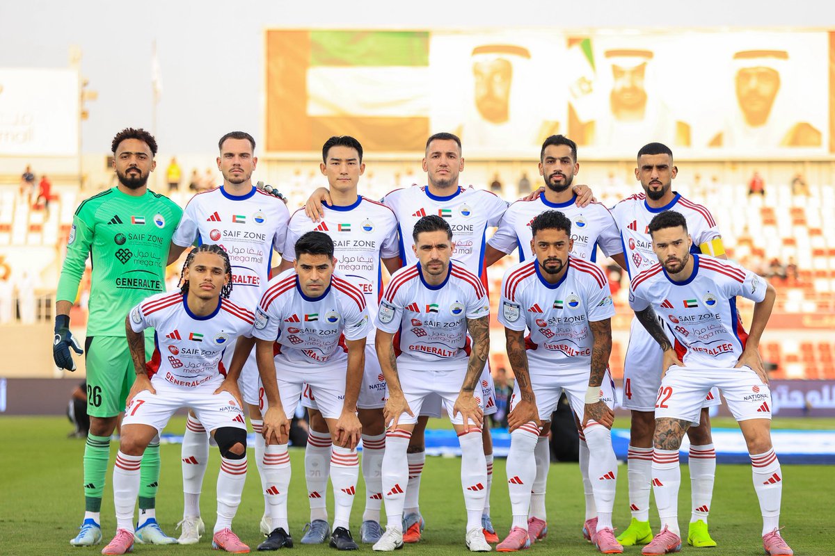 واحدة من اكبر هزائم انديتنا خارجيًا..
- خماسية ثقيلة || 😨
الشارقة يسقط على ملعبه بخمسة اهداف نظيفة امام تبريز الايراني