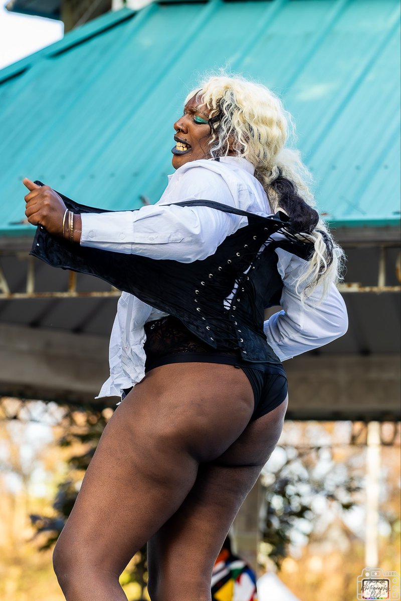 Silky The Body - RT PINNED tweet media