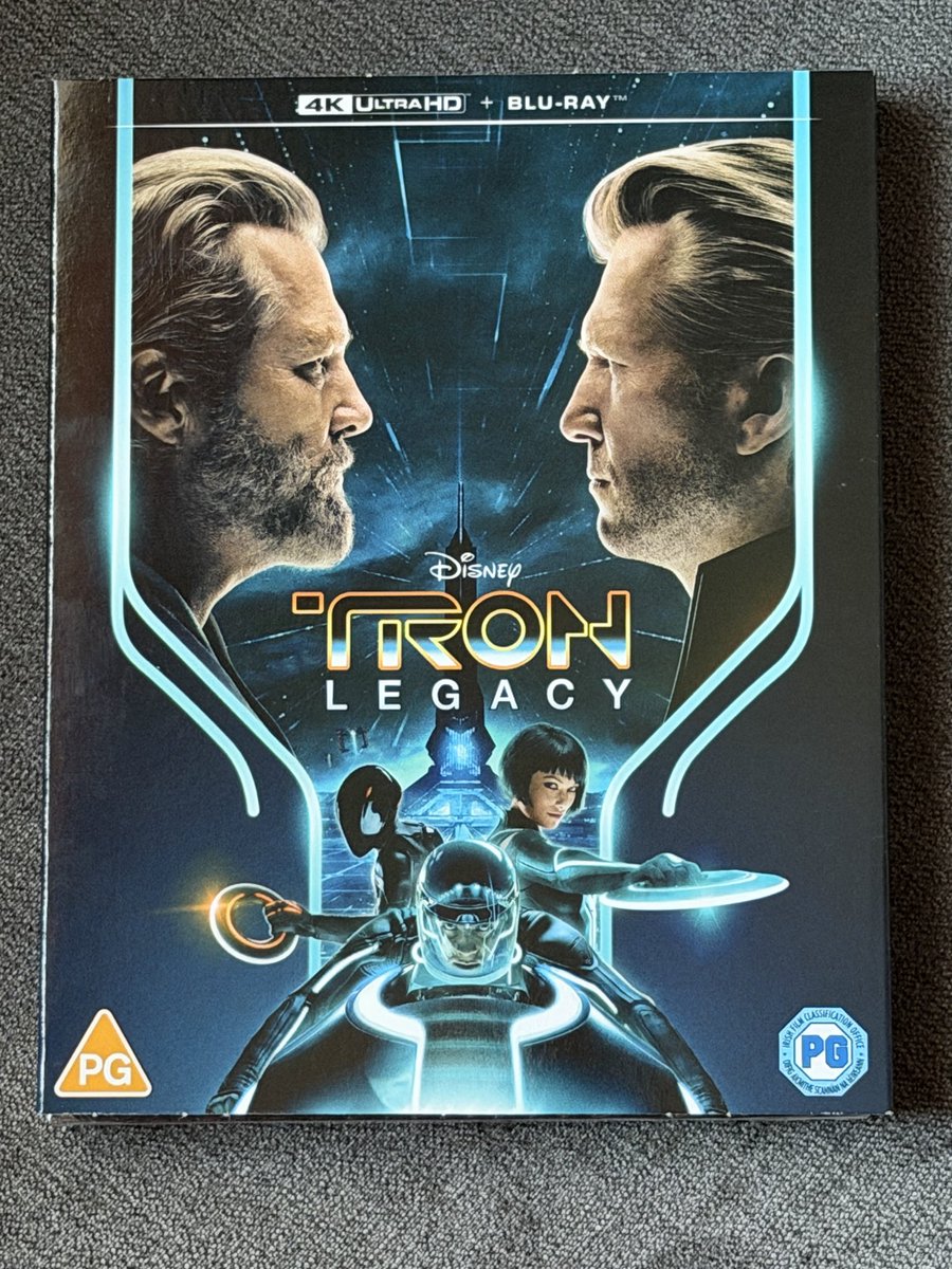 Tonight’s 4k movie 🍿 tron legacy <a href="/TronLegacy/">Tron Legacy</a> #4KUltraHD #PhysicalMedia