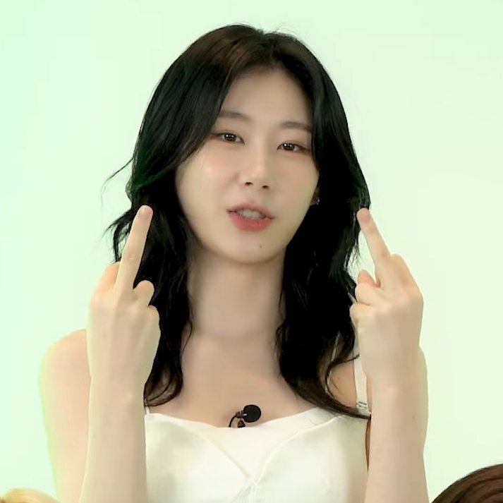 itzsh00t's tweet image. only correct itzy tt ranking
1. mitm
2. loco
3. cake
4. not shy
5. cheshire
6. untouchable
7. icy
8. imaginary friend
9. girls will be girlls
10. sneakers
11. wannabe
12. dalla dalla
13. gold
