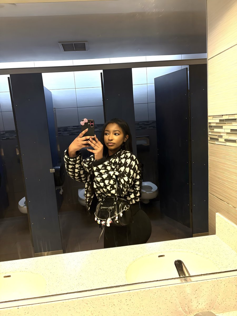 gianahmuse (@gianahmuse) on Twitter photo 