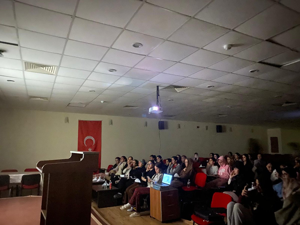 KonyaKYGM's tweet photo. 📍 Ereğli Kız Yurdu
🎬 Sinema Gösterimi

📍 Alaaddin Yurdu
🚌 Gelin Tanış Olalım Gezisi
@OA_BAK @gencliksporbak https://t.co/GYQSuQorAO