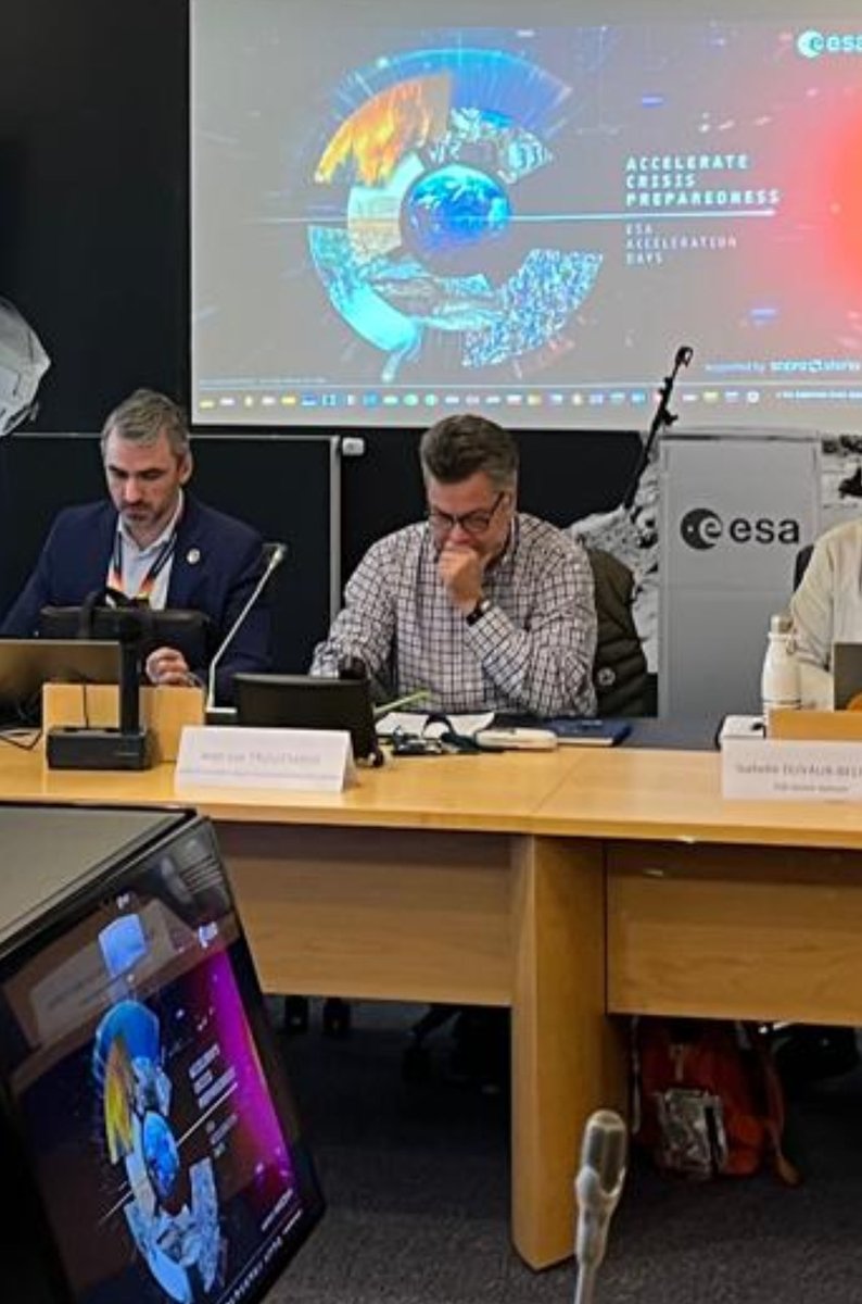 JeanTrullemans's tweet image. Close your eyes...
Imagine a Europe where #SpaceTech, #AI and crisis responders unite to save lives.
🚀 Day 1 of @esa Acceleration Days: Accelerate Crisis Preparedness begins at #ESA ESEC /Redu!
Innovation here isn’t a slogan, it’s a mindset.
#Innovation #CrisisManagement #AI