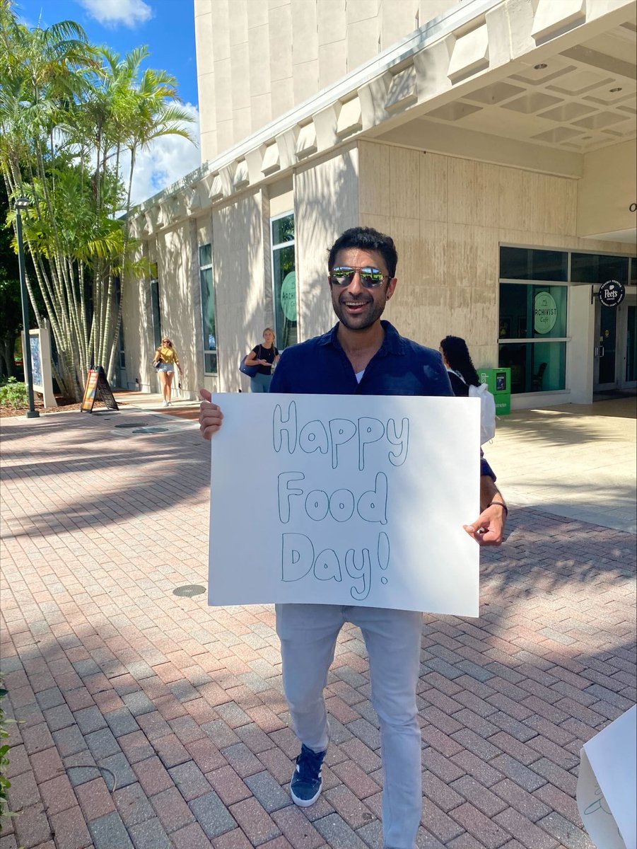 🌿 We had an amazing #FoodDay with <a href="/UMiami/">U Miami</a> Green U &amp; the ECO Agency! Huge thanks to all the vendors + students who joined us to celebrate sustainability, local food, and community action. Together, we’re building a greener, more equitable future. 💚 #GoGreen #UMiami